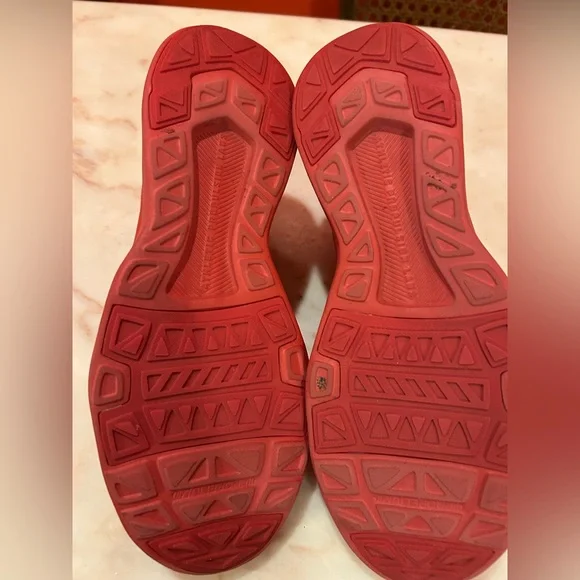 APL Vibrant Red Sneakers - Picture 4 of 7